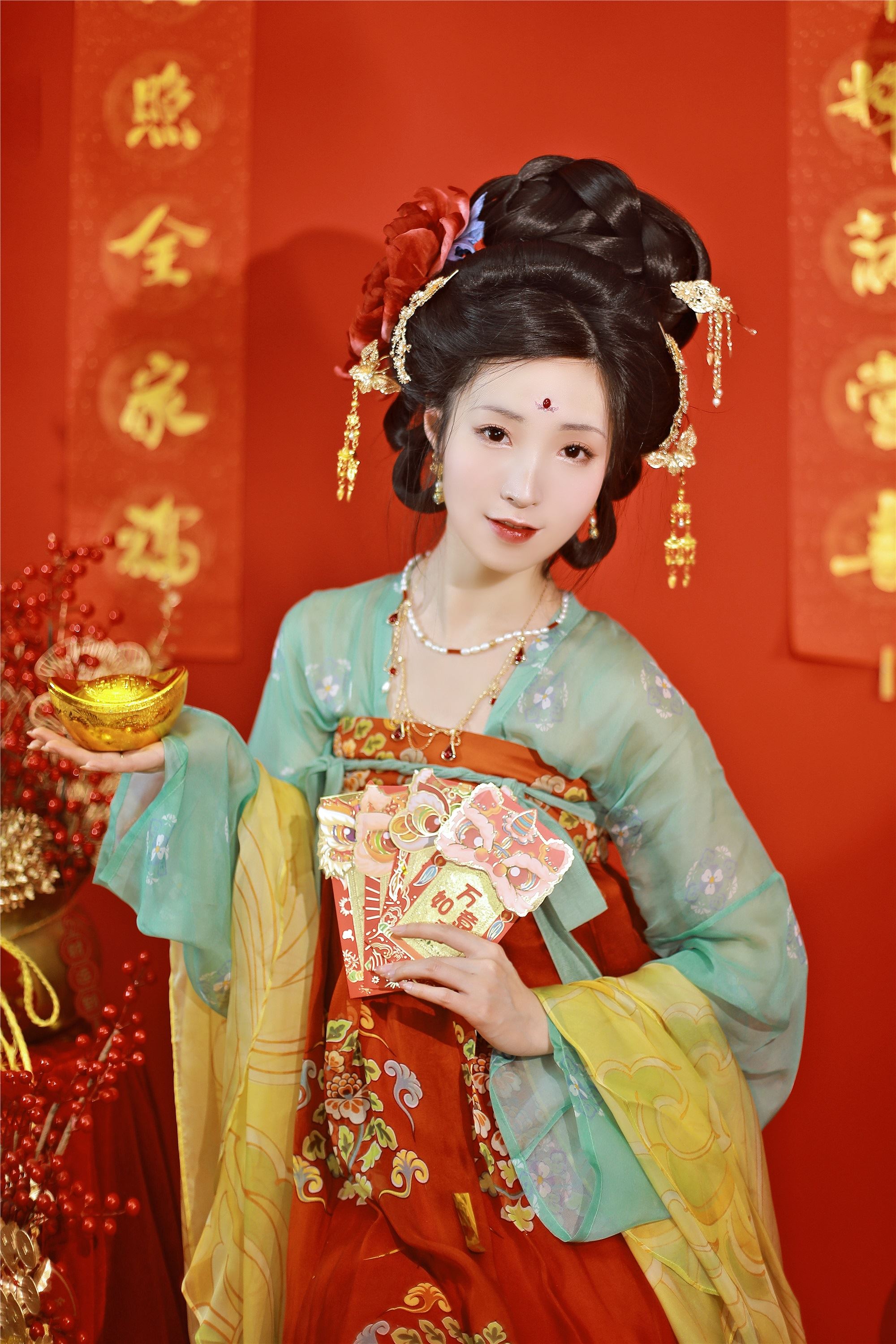 YITUYU艺图语 2025.01.31 烟火年年 李猜